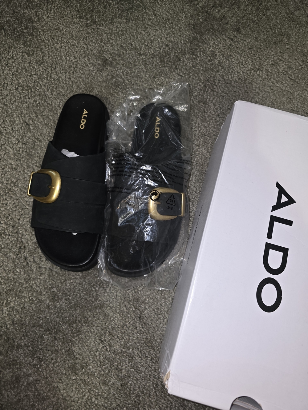 ALDO Alenana Black Slide Sandals with Gold Buckle NIB - Picture 7 of 8